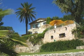 Chambre d'hôte 'Clairefontaine Cannes Grasse' à Le tignet