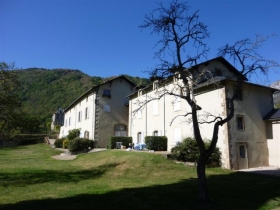 Studio / Appartement 'Residences du Chateau de Gudanes' à Chateau verdun
