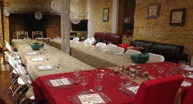 Gîte rural 'THE HAPPYNESS IN OUR COUNTRY' à Sainte mondane