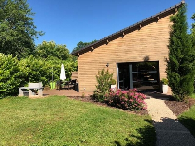 Gîtes 'Gîtes haut de gamme en Périgord Noir avec piscine' à Mauzens et miremont