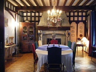 Chambre d'hôte 'Le prieure boutefol' à Surville