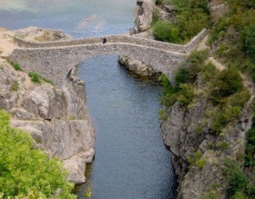 Chambre d'hôte 'LE VOLCAN D'AIZAC : Chambres d'hôtes  en Cévennes ardéchoises' à Aizac - antraigues sur volane