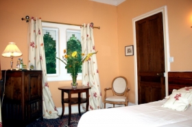 Chambre d'hôte 'MAISON  D  AGES - 4 EPIS CHARME GITES DE FRANCE' à Ousse suzan