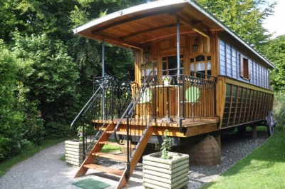 Chambre d'hôte et gîte 'Le village' à Saigneville