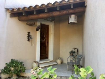 Chambre et Suites de charme  'LE CLOS DES LAVANDES- Maison d'hôtes de charme climatisée en PROVENCE- LUBERON avec Terrasses privées' à Vaucluse