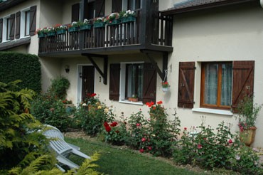 Photo Saint bonnet de mure Chambres d'hotes le jardin des roses
