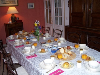 Chambre d'hôte 'LE PRE DE ROSINE' à Villiers-sur-tholon -montholon