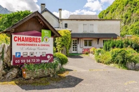 Location de vacances 'Auberge cavaliere' à Accous