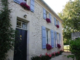 Chambre d'hôte 'B and B' à Trizay (rochefort)