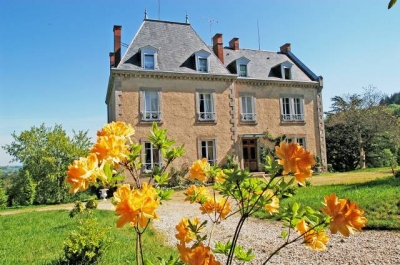 Château 'Domaine de gaudon ' au Puy de dome