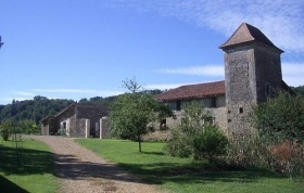 Chambre d'hôte 'Domaine de benauge' à Renung