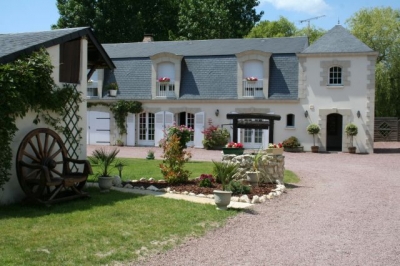 Chambre d'hôte 'Domaine de la bregellerie' à Auverse