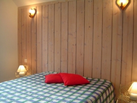 Chalet/Maison indépendante 'CHALETS RIANTE COLLINE  &  BB' à Talloires