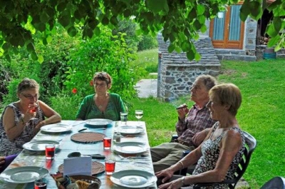 Chambre d'hôte et yourte 'La garnasette' à Rosières