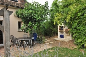 Chambres d'hôtes et gîte 'Le jardin des roches' à Moigny sur ecole