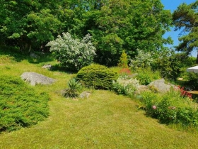 Chambres d'hôtes et gîte 'Le jardin des roches' à Moigny sur ecole