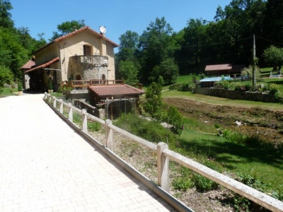 Chambre d'hôte 'MOULIN DE LA PLANCHE FERRAND' au Puy de dome