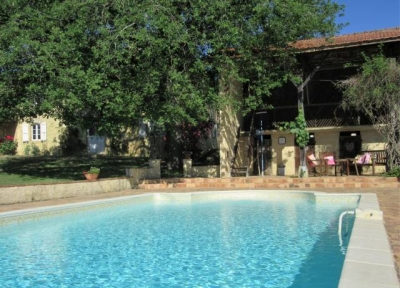 Gîte rural 'La Ferme aux Chevaux' à Bazian