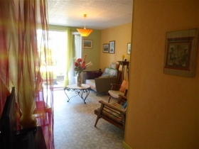 Chambre d'hôte 'Séjour et chambre, s/b et wc indiv. entrée indépendante donnant  sur jardin' à Limoges