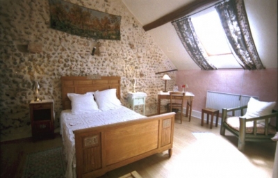 Chambres hôtes - gîte 'Les 3 roses' à Villeneuve sur yonne